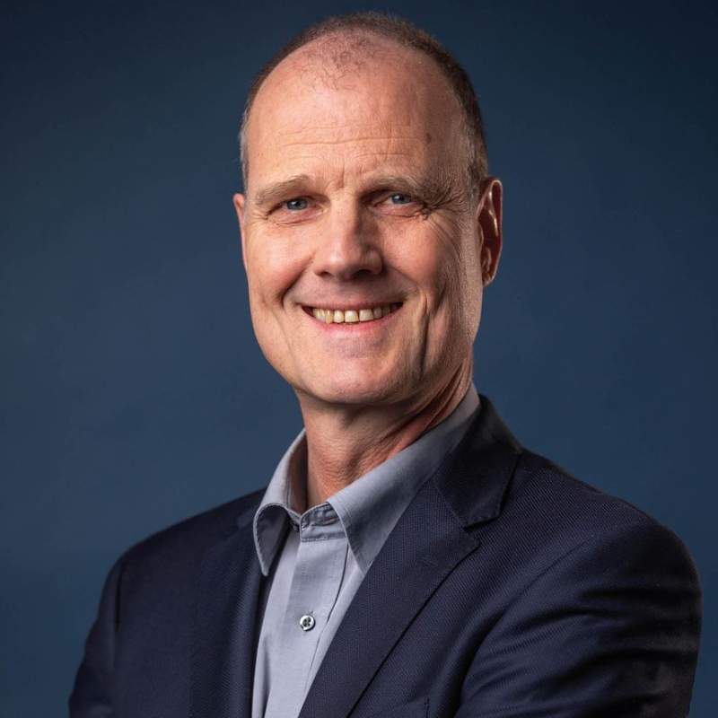 Dr.  Volker Plegge